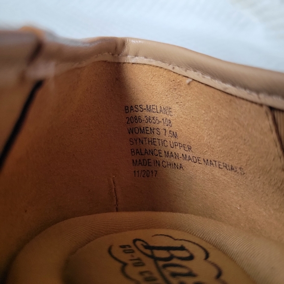 Bass Women's Size: 7.5 M Go-to comfort slip on nude Flats - Picture 7 of 11